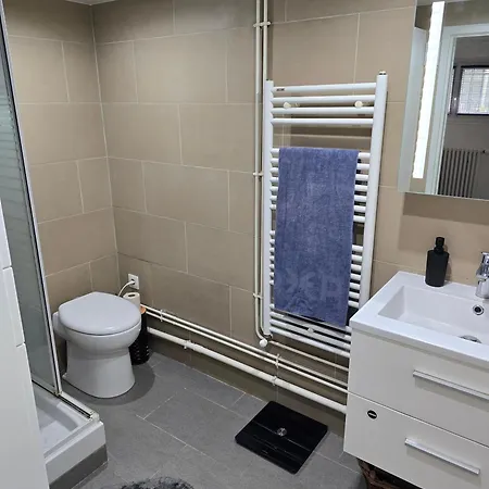 Cosy Proche Paris, & Asterix