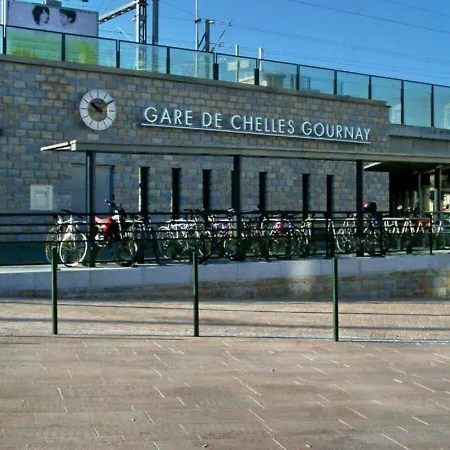 Apartment Cosy Proche Paris, & Asterix *